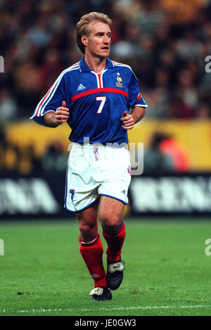 DIDIER DESCHAMPS FRANCE & CHELSEA FC 26 April 2000 Stock Photo