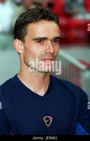 MARC OVERMARS FC BARCELONA 05 August 2000 Stock Photo