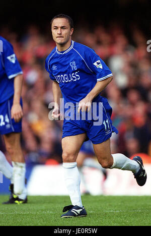 DENNIS WISE CHELSEA FC 01 October 1993 Stock Photo: 133513029 - Alamy