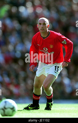 LUKE CHADWICK MANCHESTER UNITED FC OLD TRAFFORD MANCHESTER 08 September 2001 Stock Photo