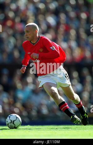 LUKE CHADWICK MANCHESTER UNITED FC OLD TRAFFORD MANCHESTER 08 September 2001 Stock Photo