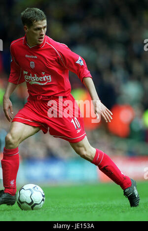 MICHAEL OWEN LIVERPOOL FC ANFIELD LIVERPOOL 13 April 2001 Stock Photo