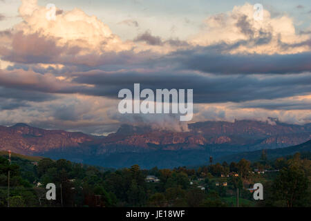 Chimanimani town seen in front of the Chimanimani mountains, Zimbabwe. Stock Photo