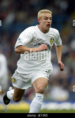 ALAN SMITH LEEDS UNITED FC ELLAND ROAD LEEDS 17 March 2002 Stock Photo