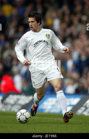 HARRY KEWELL LEEDS UNITED FC ELLAND ROAD LEEDS 17 March 2002 Stock Photo