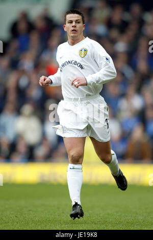 IAN HARTE LEEDS UNITED FC ELLAND ROAD LEEDS 17 March 2002 Stock Photo