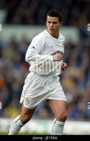 IAN HARTE LEEDS UNITED FC ELLAND ROAD LEEDS 17 March 2002 Stock Photo