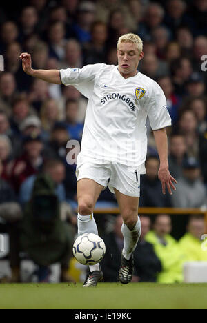 ALAN SMITH LEEDS UNITED FC ELLAND ROAD LEEDS 17 March 2002 Stock Photo