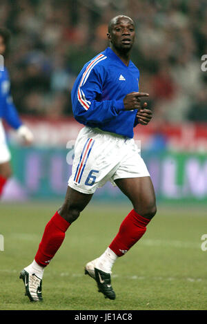 CLAUDE MAKELELE FRANCE & REAL MADRID CF STADE FRANCE PARIS 27 March 2002 Stock Photo