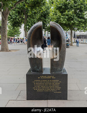 Jubilee Oracle By Alexander 1980 Sculpture on South Bank Stock Photo ...