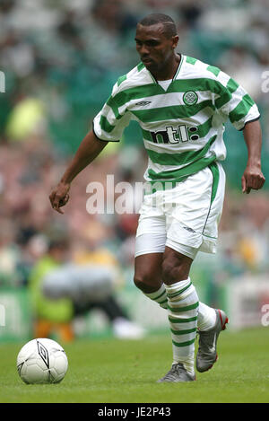 DIDIER AGATHE GLASGOW CELTIC FC 27 July 2002 Stock Photo