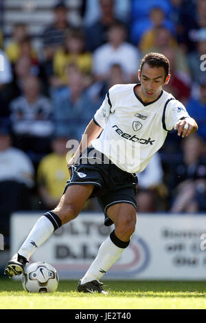 YOURI DJORKAEFF BOLTON WANDERERS FC REEBOK STADIUM BOLTON 01 September 2002 Stock Photo