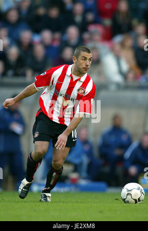 KEVIN PHILLIPS SUNDERLAND FC STADIUM OF LIGHT SUNDERLAND 19 October 2002 Stock Photo