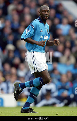 SHAUN GOATER MANCHESTER CITY FC MAIN ROAD MANCHESTER 19 October 2002 Stock Photo