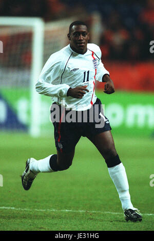 EMILE HESKEY ENGLAND & LIVERPOOL FC AMSTERDAM ARENA AMSTERDAM 13 February 2002 Stock Photo