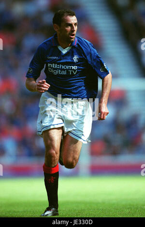 KEVIN MUSCAT GLASGOW RANGERS FC IBROX STADIUM GLASGOW SCOTLAND 25 August 2002 Stock Photo