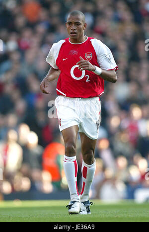 GILBERTO SILVA ARSENAL FC HIGHBURY LONDON ENGLAND 15 February 2004 ...