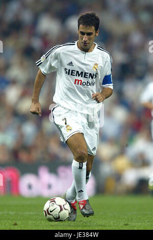 RAUL REAL MADRID CF SANTIAGO BERNABEU MADRID 13 September 2003 Stock Photo