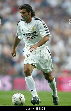 LUIS FIGO REAL MADRID CF SANTIAGO BERNABEU MADRID 13 September 2003 Stock Photo