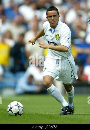 GARY KELLY LEEDS UNITED FC ELLAND ROAD LEEDS ENGLAND 17 August 2003 Stock Photo