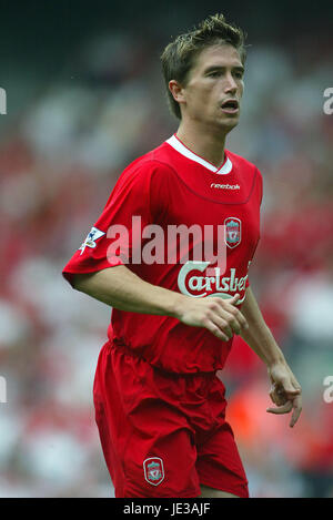 HARRY KEWELL LIVERPOOL FC ANFIELD LIVERPOOL ENGLAND 17 August 2003 Stock Photo