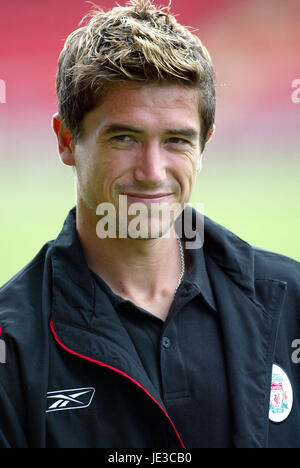 HARRY KEWELL LIVERPOOL FC CREWE ENGLAND 19 July 2003 Stock Photo