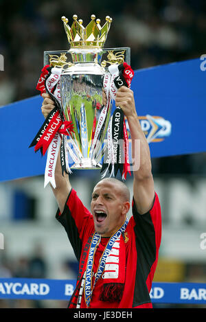 RIO FERDINAND MANCHESTER UNITED FC GOODISON PARK EVERTON 11 May 2003 Stock Photo