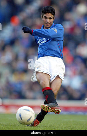 MIKEL ARTETA GLASGOW RANGERS FC 27 July 2002 Stock Photo - Alamy