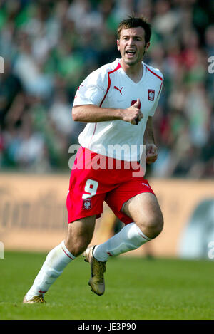 MACIEJ ZURAWSKI POLAND WINDSOR PARK BELFAST NORTHERN IRELAND 05 September 2004 Stock Photo