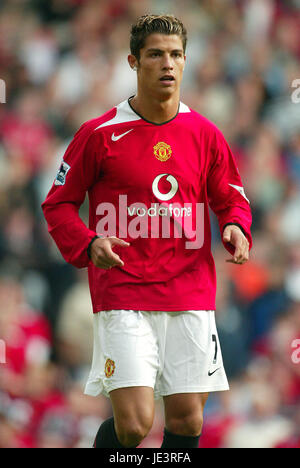CRISTIANO RONALDO MANCHESTER UNITED FC OLD TRAFFORD MANCHESTER ENGLAND 21 August 2004 Stock Photo