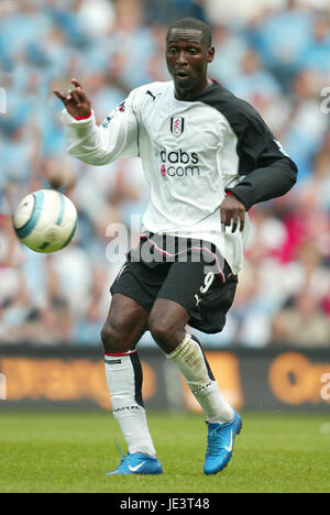 ANDY COLE FULHAM FC CITY OF MANCHESTER STADIUM MANCHESTER ENGLAND 14 August 2004 Stock Photo