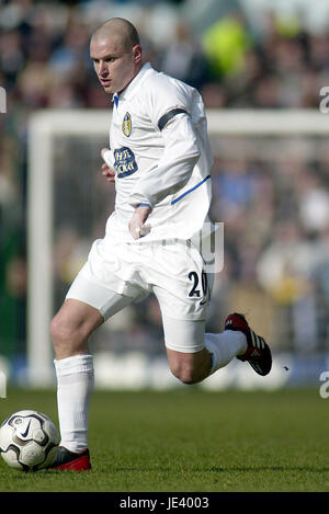 SETH JOHNSON LEEDS UNITED FC ELLAND ROAD LEEDS ENGLAND 29 February 2004 Stock Photo