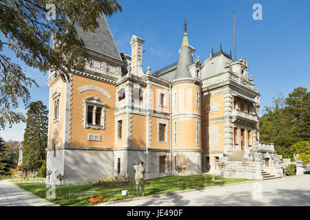 YALTA, RUSSIA - OCTOBER 3, 2014: Masandra Palace of Emperor Alexander III in Crimea. The Palace was buit in 1881-1902 years. Stock Photo