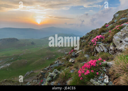 beautiful sunrise in the Parang Mountains, Romania Stock Photo