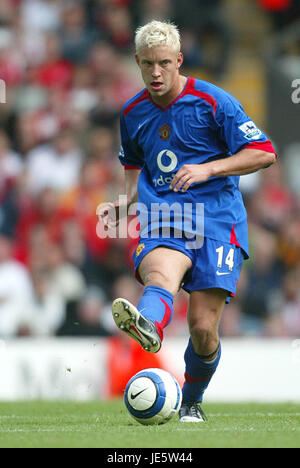 ALAN SMITH MANCHESTER UNITED FC ANFIELD LIVERPOOL ENGLAND 18 September 2005 Stock Photo