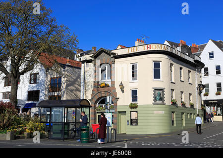 Thomas de la Rue Bust, North Esplanade, St. Peter Port, Guernsey, Channel Islands, Europe Stock Photo