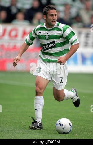 PAUL TELFER GLASGOW CELTIC FC FIR PARK MOTHERWELL SCOTLAND 30 July 2005 Stock Photo