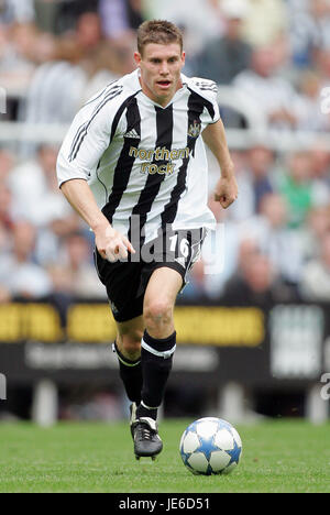 JAMES MILNER NEWCASTLE UNITED FC ST.JAMES PARK NEWCASTLE 23 July 2005 Stock Photo