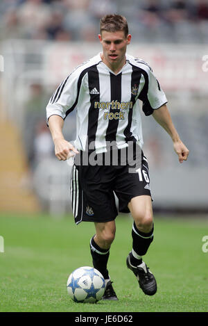 JAMES MILNER NEWCASTLE UNITED FC ST.JAMES PARK NEWCASTLE 23 July 2005 Stock Photo