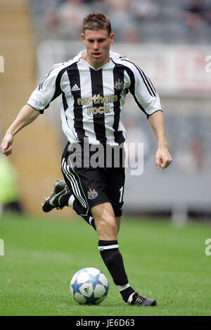 JAMES MILNER NEWCASTLE UNITED FC ST.JAMES PARK NEWCASTLE 23 July 2005 Stock Photo