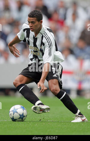 JERMAINE JENAS NEWCASTLE UNITED FC ST.JAMES PARK NEWCASTLE 23 July 2005 Stock Photo