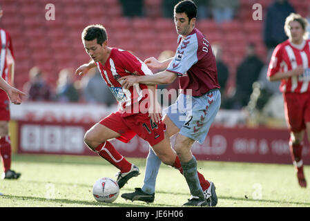 JON HARLEY & MARK DELANEY SHEFFIELD UTD V ASTON VILLA BRAMALL LANE SHEFFIELD 08 January 2005 Stock Photo