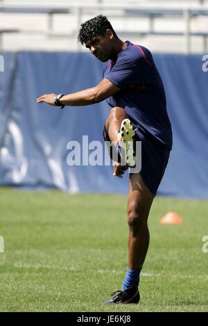 FRANK RIJKAARD FC BARCELONA COACH LOYOLA MARYMOUNT UNIVERSITY LOS ANGELES USA 05 August 2006 Stock Photo