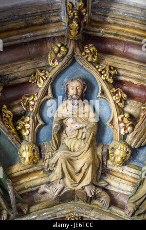 Boss on the ceiling of the cloisters at the christian cathedral church of the Trinity in Norwich, England, whose construction was begun by the normans Stock Photo