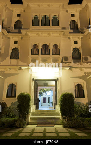 India, Rajasthan, Udaipur, Karohi Haveli, hotel, inner courtyard, Stock Photo