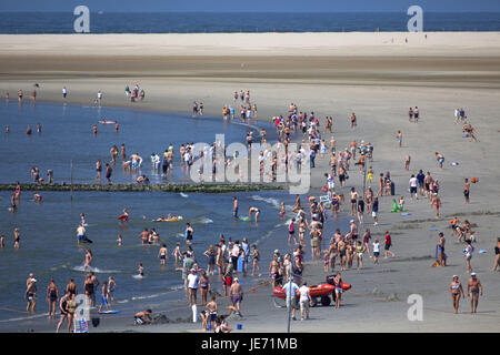 Germany, Lower Saxony, the East Frisians, Borkum, summers on the main beach, Stock Photo