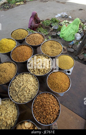 India, Rajasthan, Jaisalmer, urban lives, choice in spices on the bazaar, Stock Photo