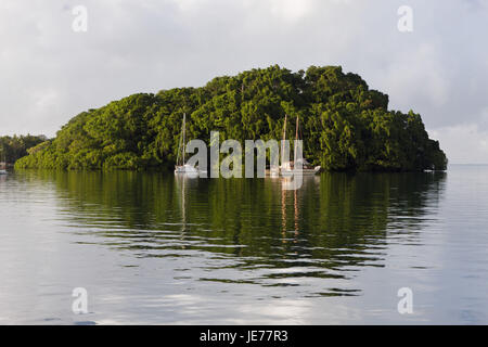 Sailboats anchor before island, suva Harbour, Viti Levu, Fiji, Stock Photo