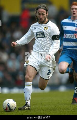 SHAUN DERRY LEEDS UNITED FC ELLAND ROAD LEEDS ENGLAND 15 April 2006 Stock Photo