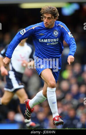 HERNAN CRESPO CHELSEA FC STAMFORD BRIDGE CHELSEA LONDON ENGLAND 11 March 2006 Stock Photo